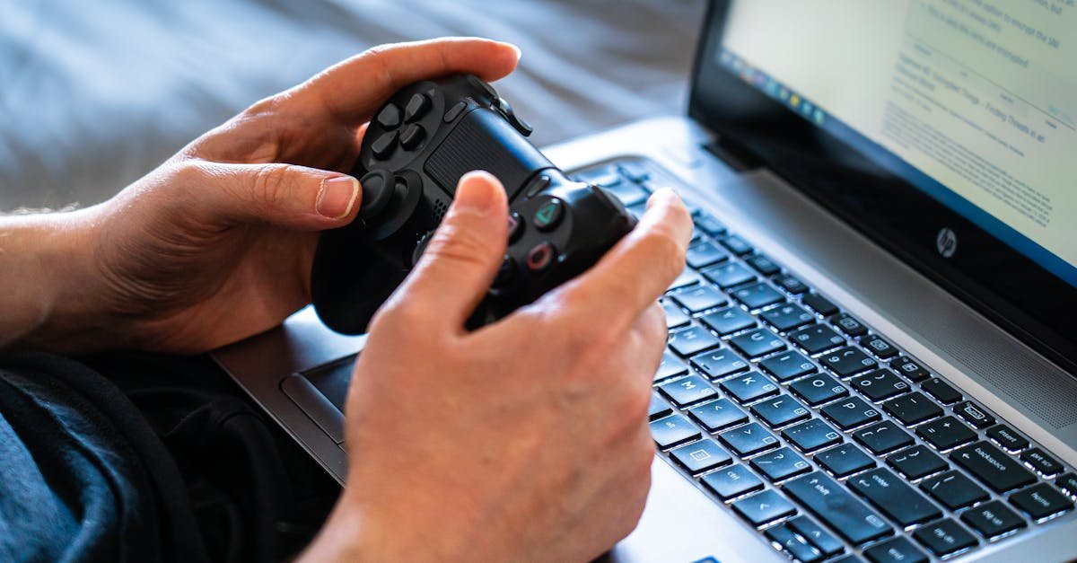 Szkoła, gry i budżet: konsola kontra laptop gamingowy — najlepszy wybór dla ucznia