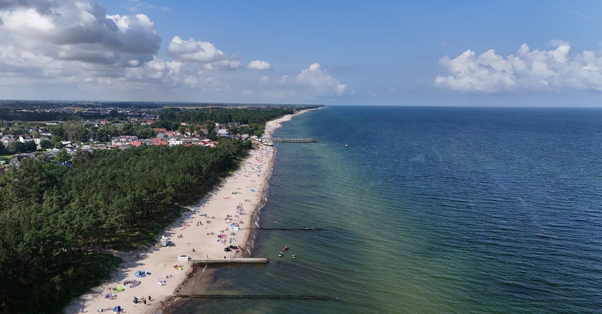 Bałtyk przyjazny dzieciom: przewodnik po bezpiecznych plażach i kąpieliskach